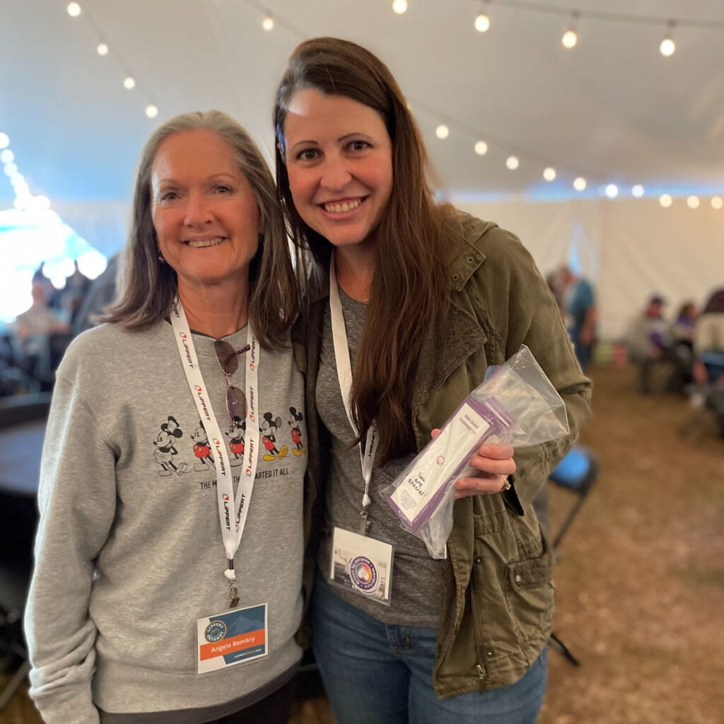 It was incredible to see so many people in the RV
community come together to kick off this purpose-driven volunteerism initiative,
and we were so happy to be part of it!